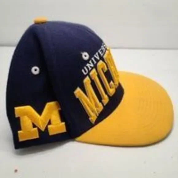 university of Michigan snapback hat - Picture 2 of 3